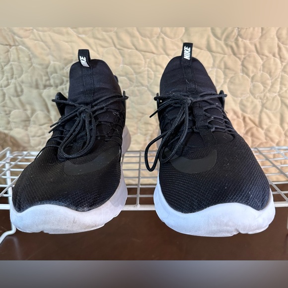 Men’s Nike Darwin Black - 819803-002 - Size 13 - Picture 1 of 5